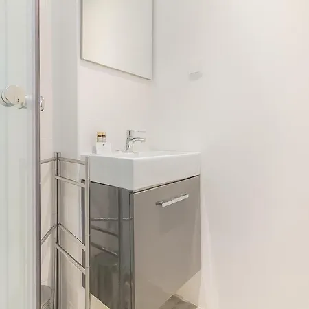 Apartament Tram Hideaway | Bica *